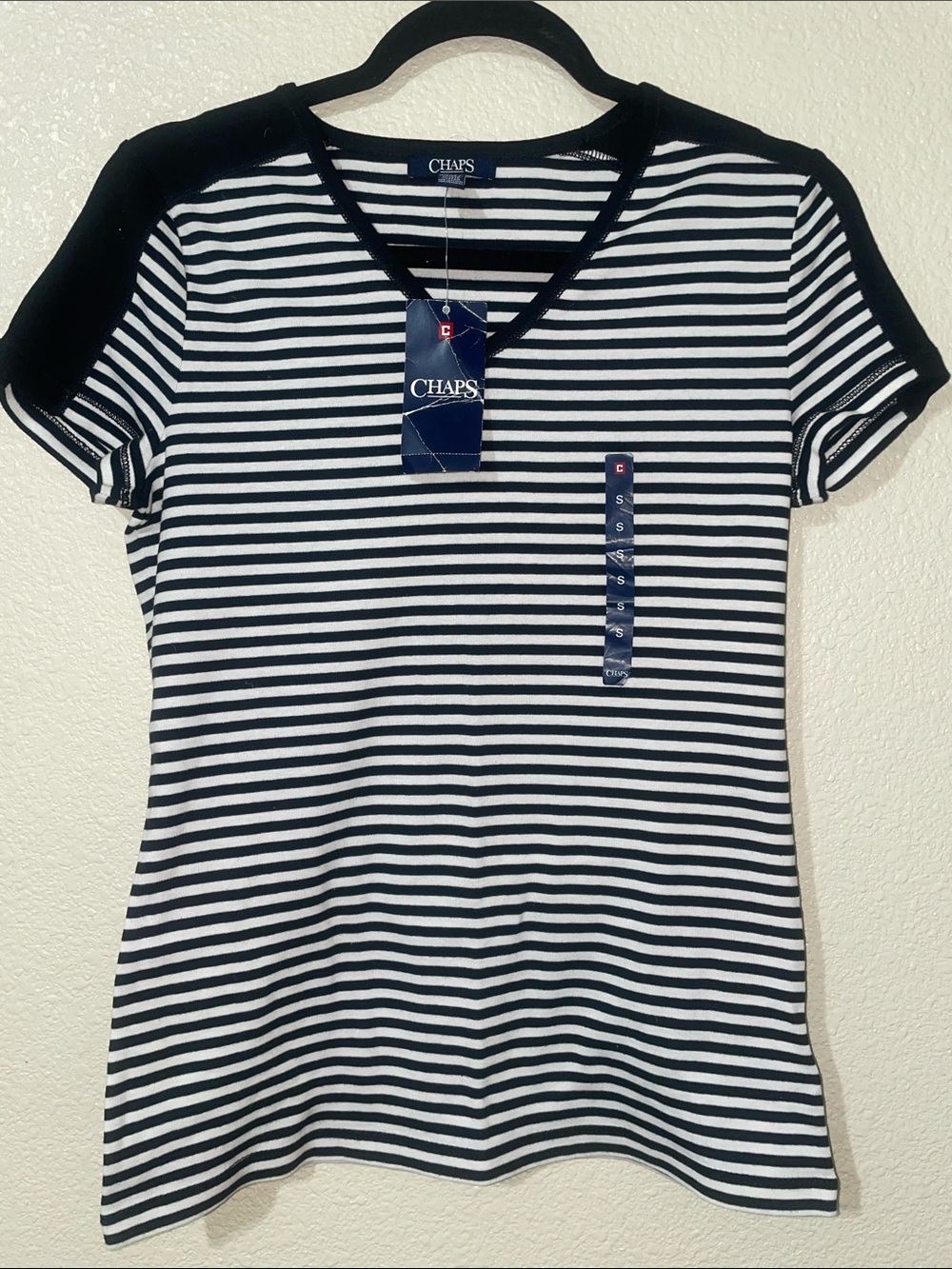 BNWT Chaps Black & White Striped V-Neck Short Sleeve Tee, Size S